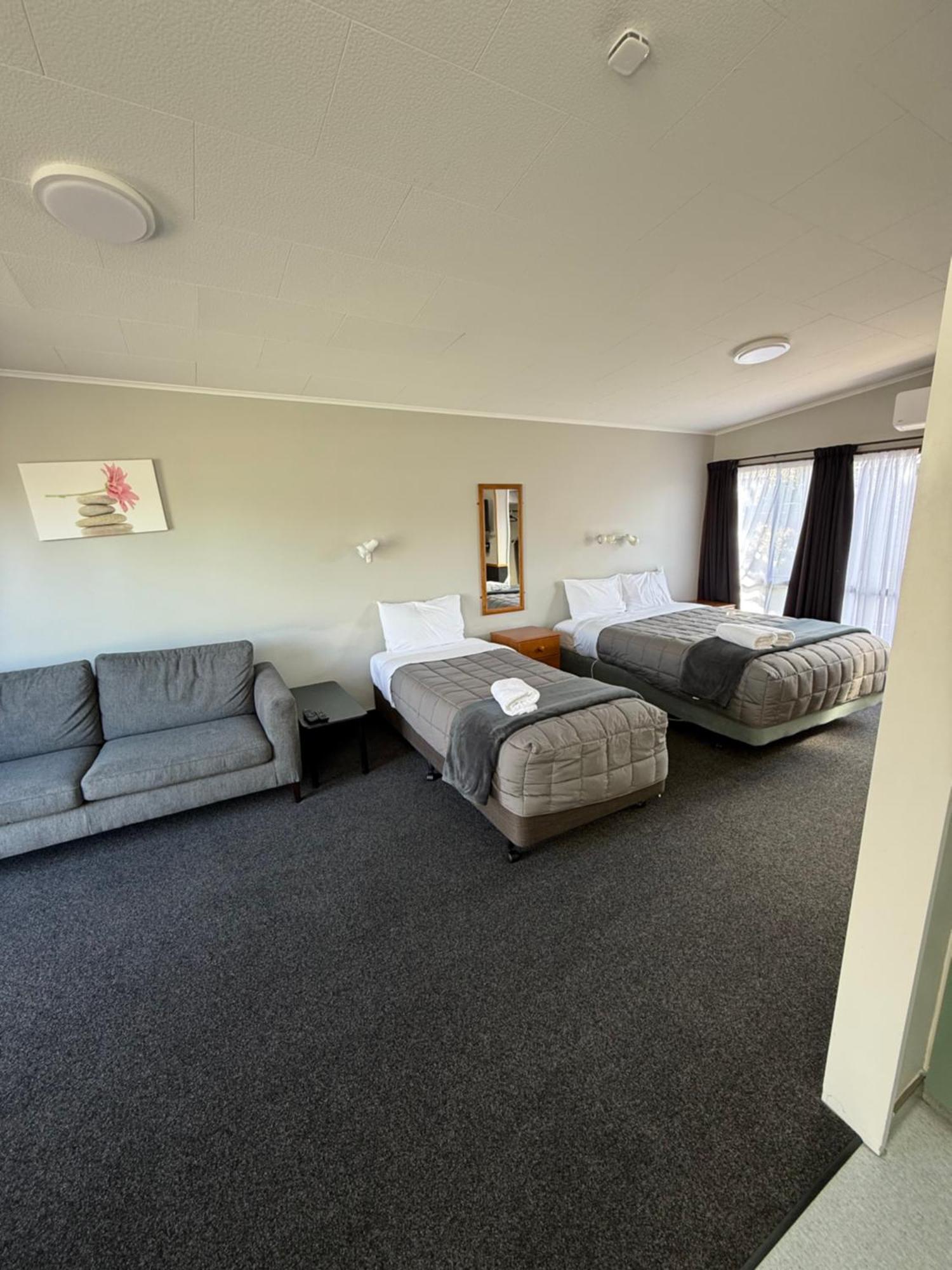 Sundowner Motel Blenheim Exterior photo